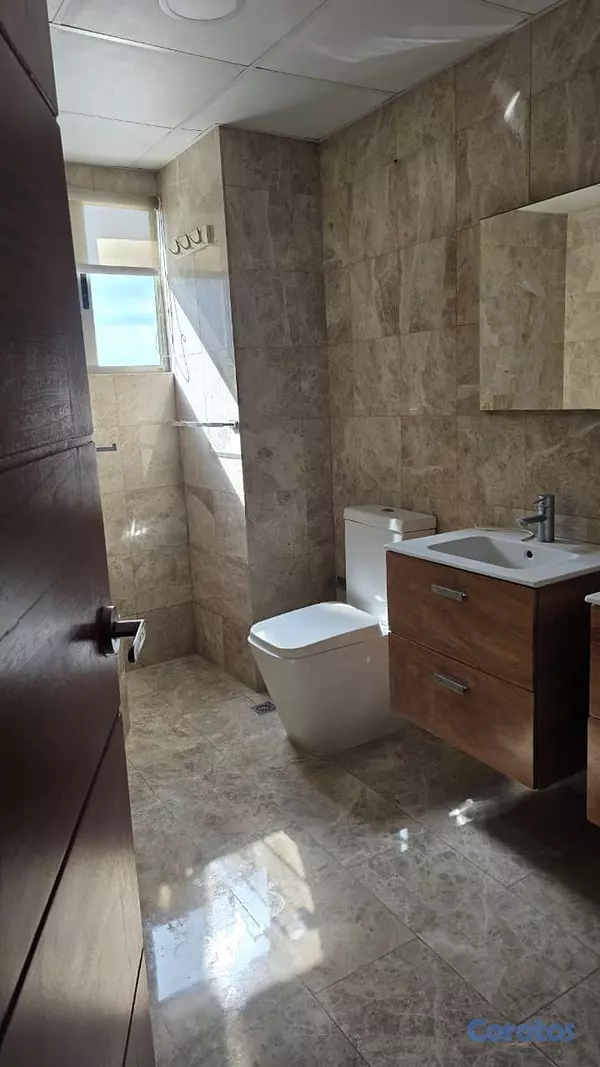 apartamentos - La Privada 270 Mts cerca  Mirador Sur, excelente Torre mucha seguridad vista mar 9