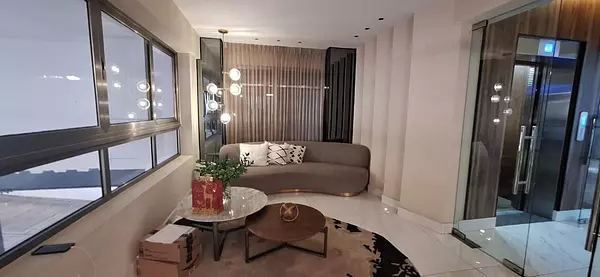 apartamentos - Alquilo un Apartamento con línea blanca de 2 Hab, en el Naco. 9no piso 
$1,800us 4