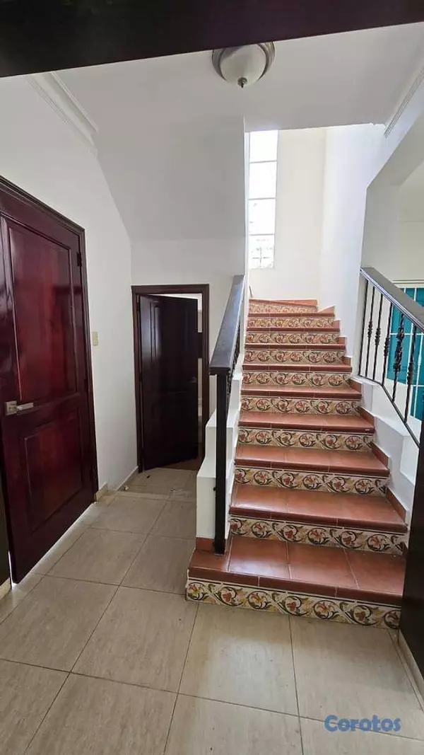 casas - Casa de 3 habitaciones 3 baños en venta en Altos d 6