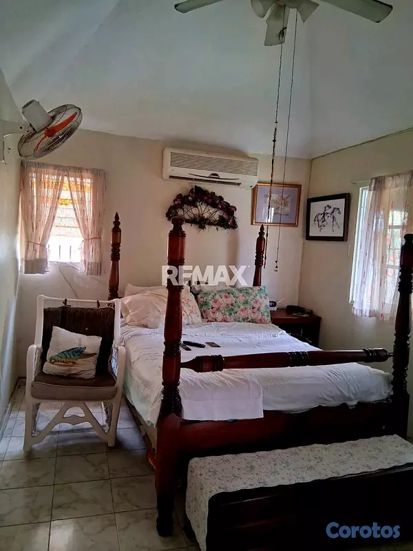 casas - Casa en venta en Villa Faro 2Niveles, 3H, 2.B, 2P 5