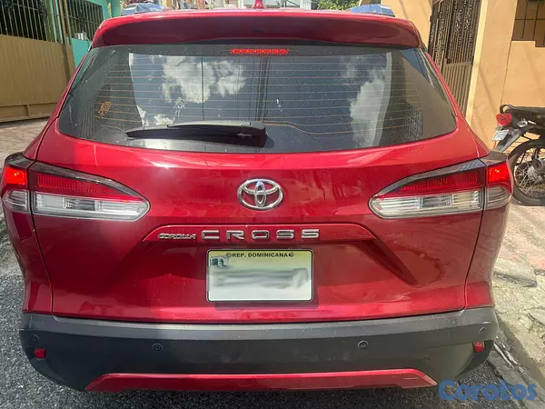 jeepetas y camionetas - Toyota Corolla cross 2022 cómo nueva 3