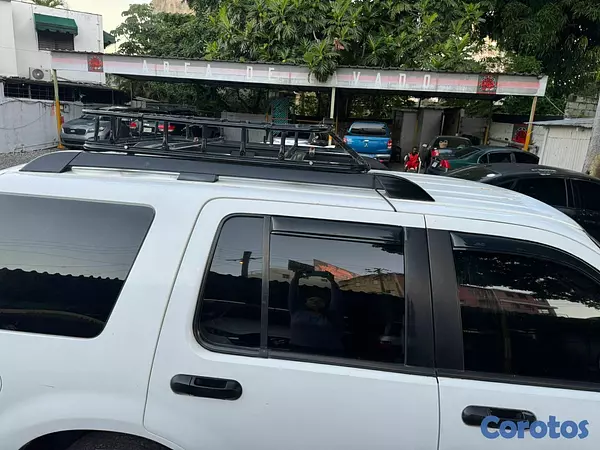 jeepetas y camionetas - Ford Explorer 2005  5