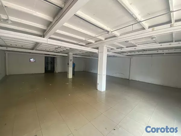 oficinas y locales comerciales - se alquila local  5