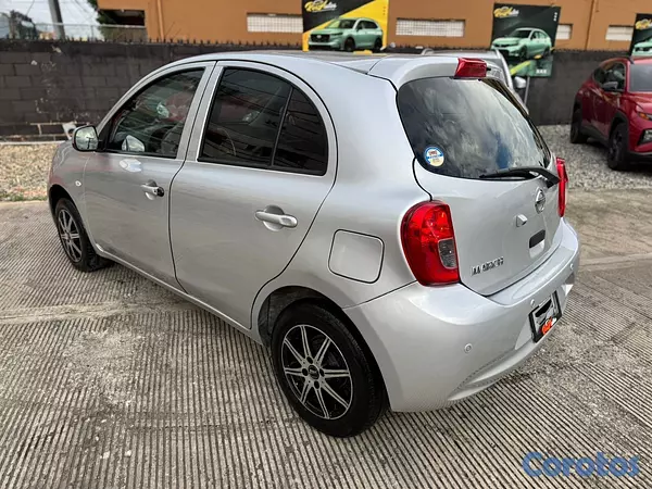 carros - Nissan March 2023 4