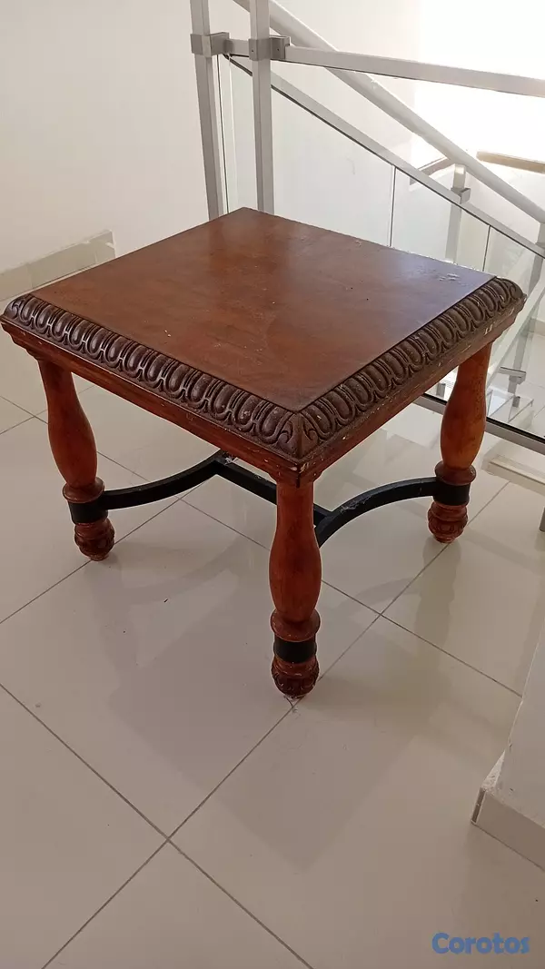 muebles y colchones - Mesa lateral 2