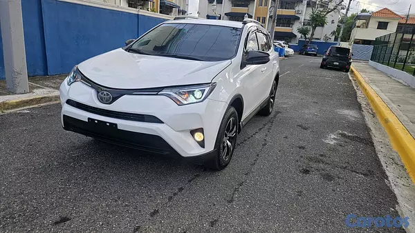 jeepetas y camionetas - Toyota rav4 2018 4wd 5