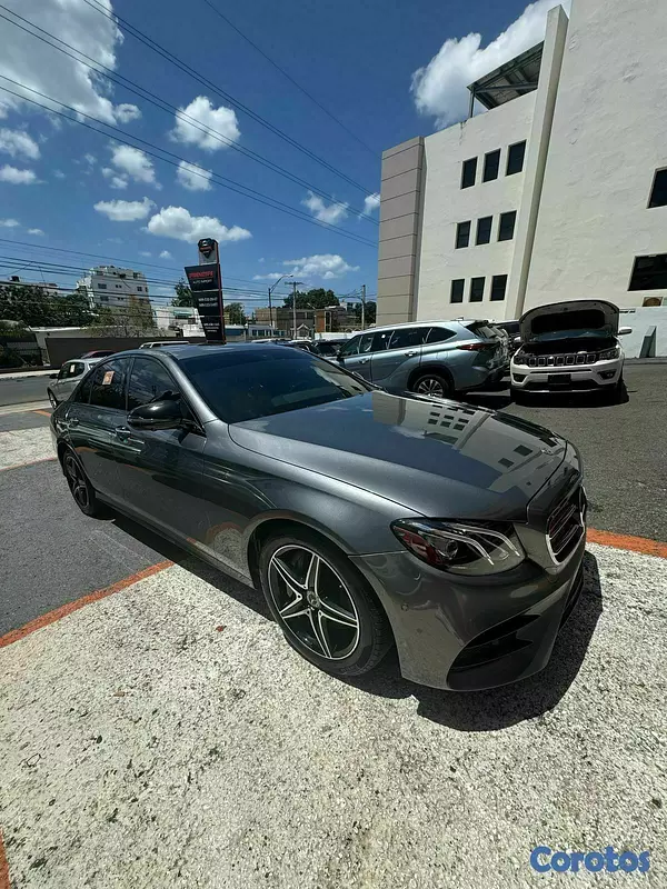 carros - Mercedes Benz E300 4