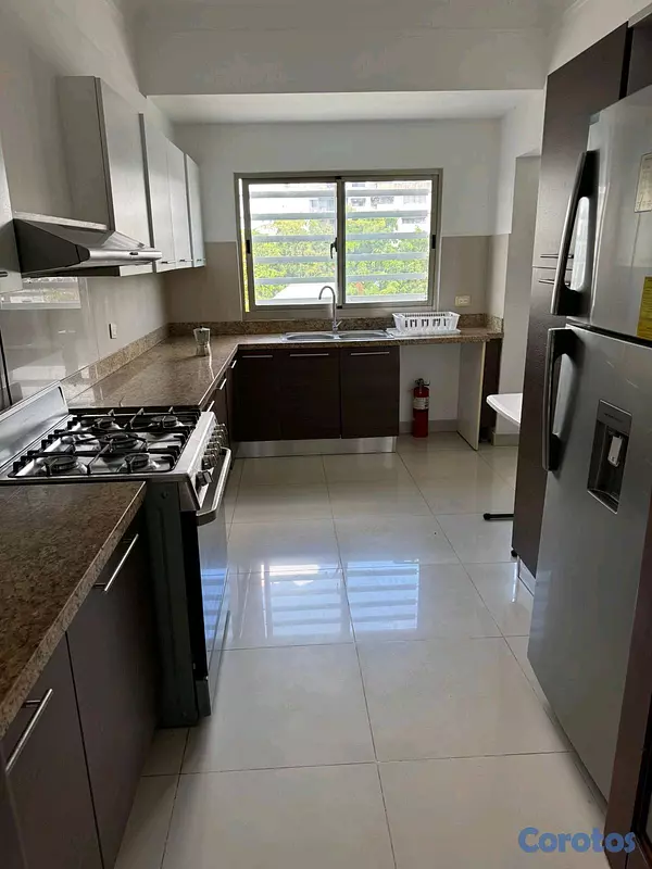 apartamentos - RENACIMIENTO FAMILIAR APARTAMENTO 200 MTS ACCESO COMODO EN UBICACION, FAMILY  7