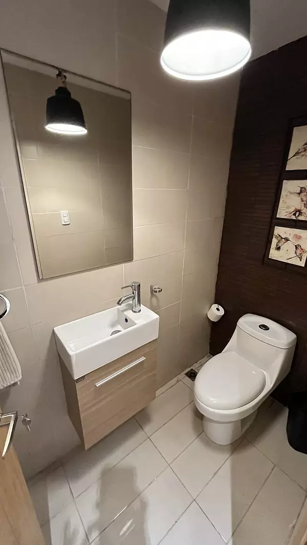apartamentos - Apartamento amueblado en venta en Naco 6