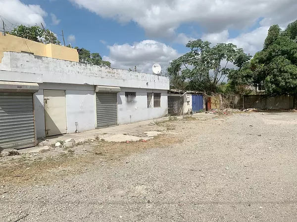 solares y terrenos - Solar comercial 5