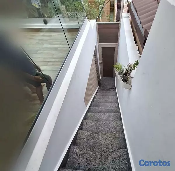 casas - Exquisita residencia en el Sector de Lucerna 5