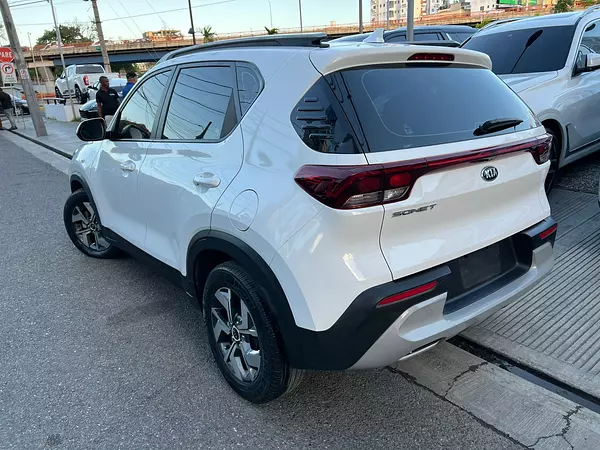 jeepetas y camionetas - KIA SONET 2022 4
