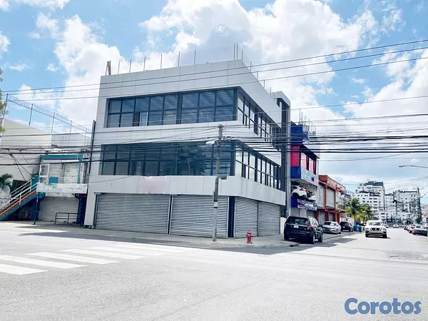oficinas y locales comerciales - Local esquinero arroyo hondo viejo  4