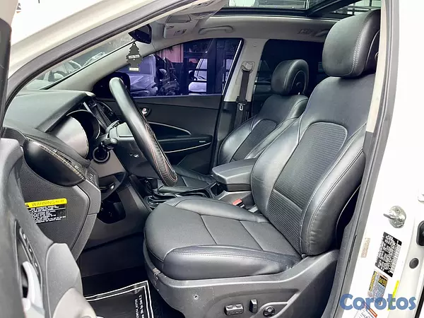 jeepetas y camionetas - hyunday santa fe 2015 panoramica 9