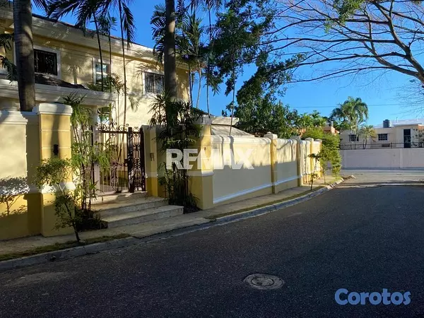 casas - Casa/Local Comercial en alquiler en Las Praderas 5