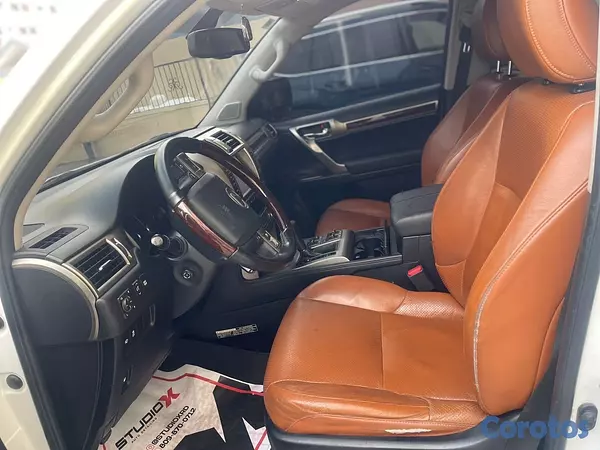 jeepetas y camionetas - Lexus GX 460 2014 | Impecable | 3 Filas de Asientos | 4x4
 5