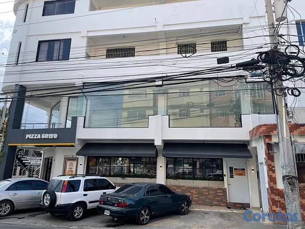 oficinas y locales comerciales - Local Comercial en Segundo Nivel de 198.82 m² | Ideal para Oficinas o Negocio 
 3