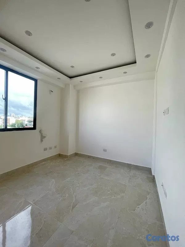 apartamentos - vendo independencia piso 3 con dos habitaciones dos baños parqueo lokert  4