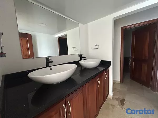 apartamentos - Apartamento en alquiler –Amplio y Moderno, Exclusivo sector Urbanización Real.
 4