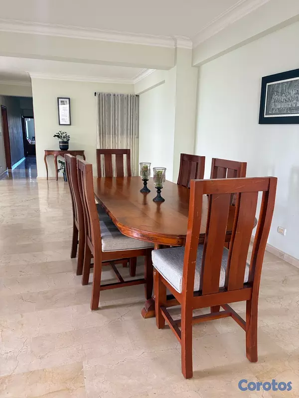 muebles y colchones - Comedor en Caoba de 6 sillas - precio de oportunidad - Negociable 6