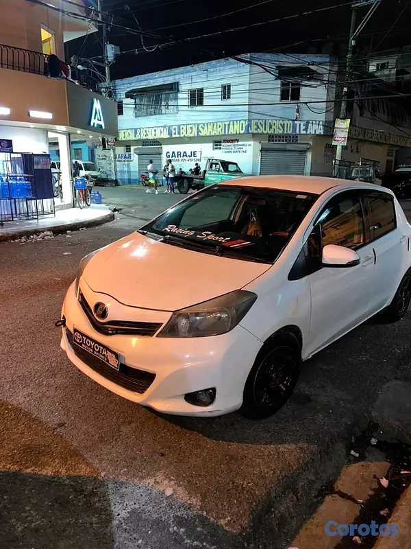 carros - 🚗🔥 Toyota Vitz – ¡Se Va Rápido! 5
