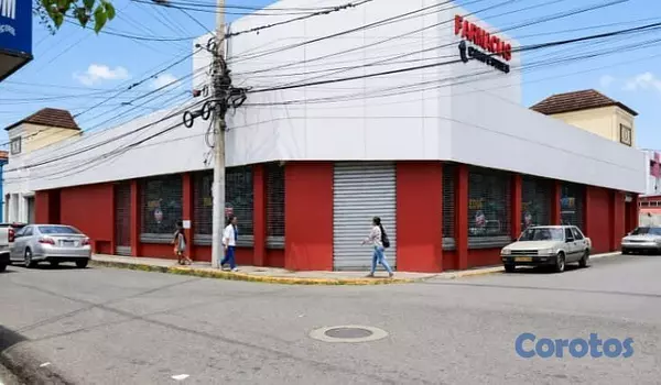oficinas y locales comerciales - Amplio Local Comercial en Alquiler, Santiago