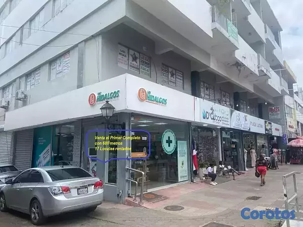 oficinas y locales comerciales - Local En Piso Completo Con 17 Locales Rentado Zona Colonial En El Conde 7