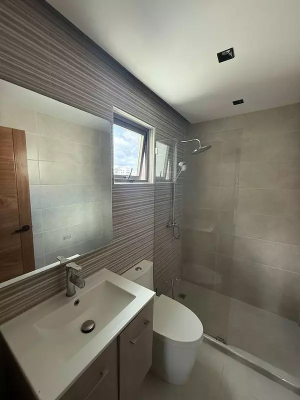 apartamentos - Se Alquila Apartamento Urbanización Real 8