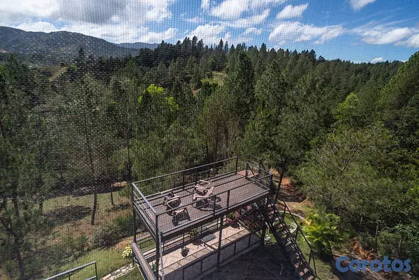 casas vacacionales y villas - Villa en venta amueblada con terreno de 15 tareas en Tireo - Constanza, Rep.Dom 10
