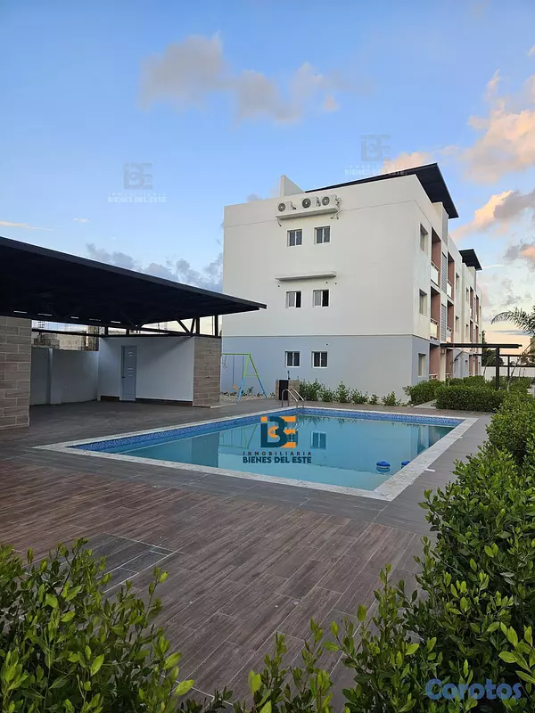 apartamentos - Se vende apartamento con excelente 📍 ubicacion en  8