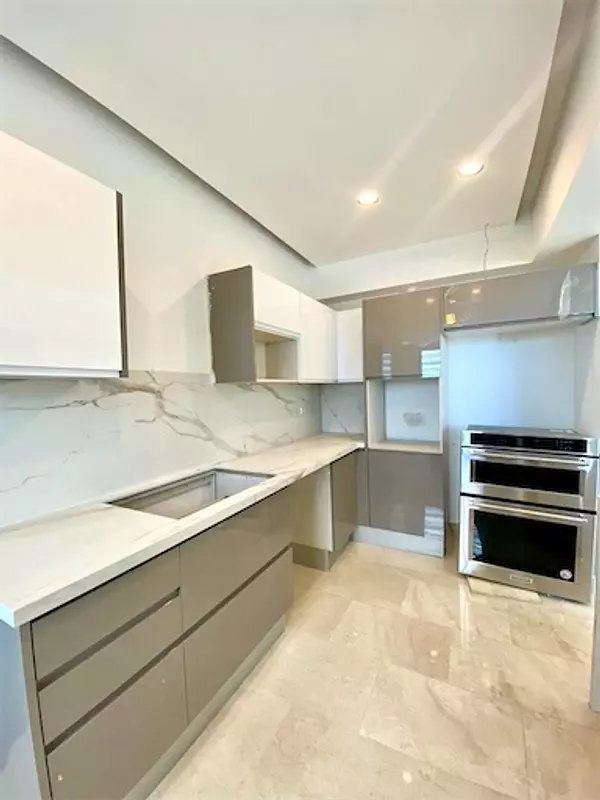 apartamentos - Apartamento en Venta en la Julia 
Vista al Mar 
US$585,000 7
