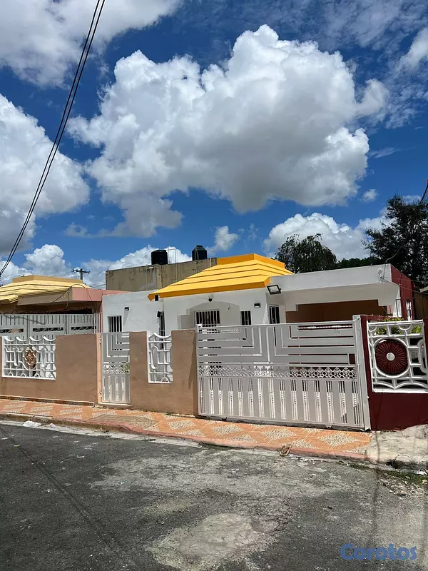 casas - Casa en venta. Ubicada en Alma Rosa II. con gran p 1