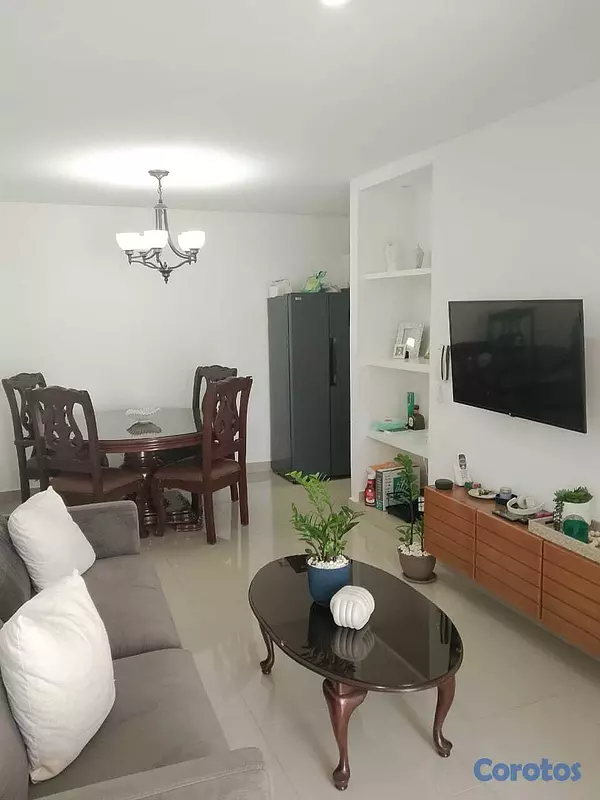 apartamentos - Se vende comodo apartamento remodeloado de oportunidad  1