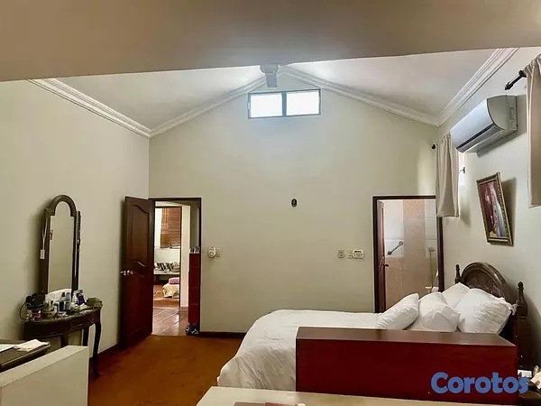 casas - Casa en Viejo Arroyo Hondo Cerca de los Pinos 9