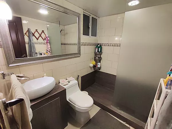 apartamentos - Apartamento en Venta EVARISTO MORALES USD 195,000. 6