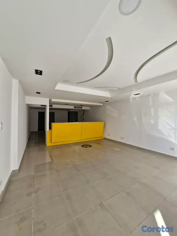 oficinas y locales comerciales - Local comercial en Naco 2