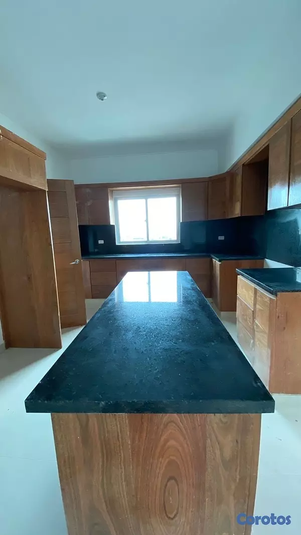 apartamentos - venta de apartamento nuevo en Alma rosa primera de 220mts piso 8 Santo Domingo  7