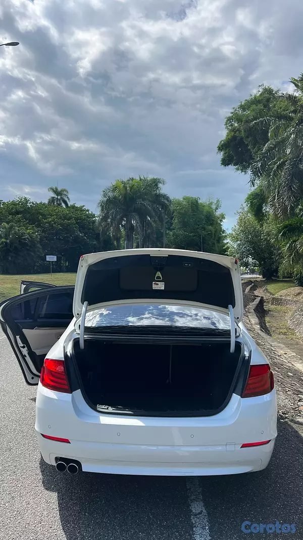 carros - BMW 528i 2011  7
