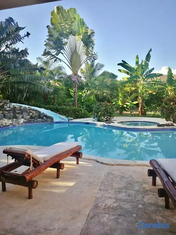 casas vacacionales y villas - Villa Magestuosa y elegante Juandolio 4hab 1,214MTS US$1.2 2