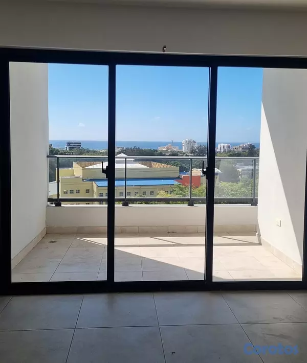 apartamentos - Alquilo Apartamento, Exclusiva torre en Av. Bolivar, vista al mar, 3hab, 160mts 6