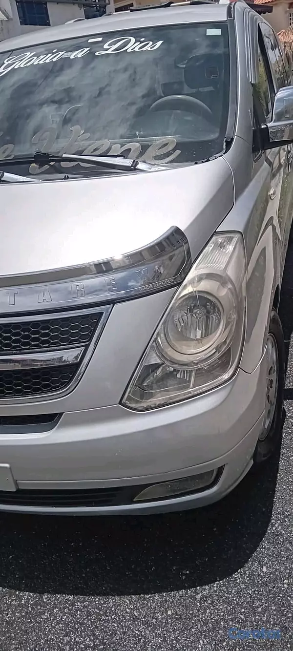 otros vehiculos - Vendo guagua Hyundai Hi 2014 4