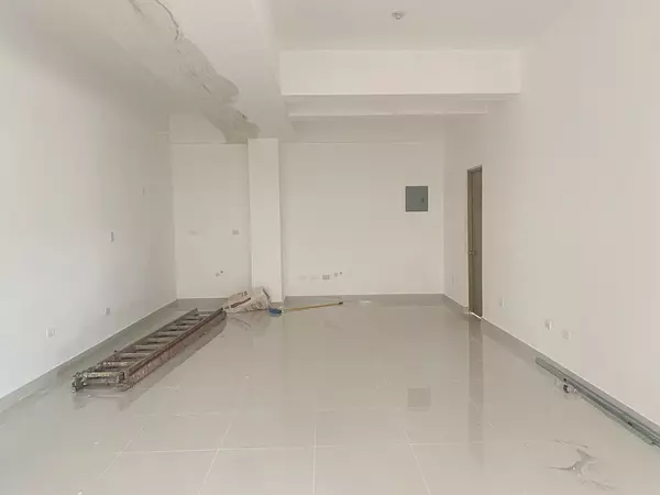 oficinas y locales comerciales - Local en primer nivel amplio  2