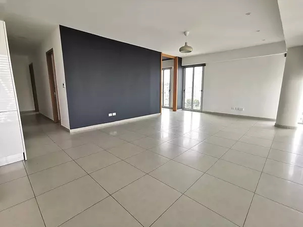 apartamentos - Apartamento en alquiler con línea blanca, Piantini!!
153 metros
 Piso 10
1800usd 1