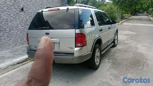 jeepetas y camionetas - ford Explorer 2005 gas y gasolina  6