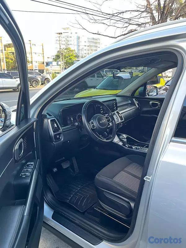 jeepetas y camionetas - Kia Sorento Sport 2022 9