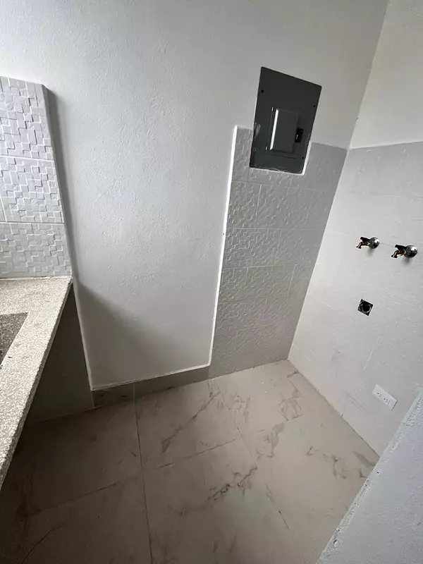 apartamentos - Apartamento en Venta 2do Nivel en Reparto Universitario  5
