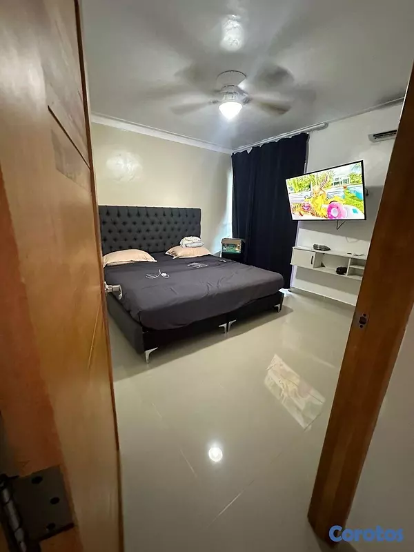 apartamentos - Venta de Apartamento 4ta con terraza privada en la autopista de san Isidro  7