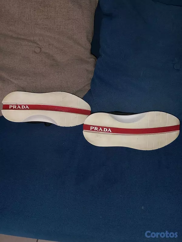 zapatos para hombre - tenis Prada size 9,en muy buena condicion 5