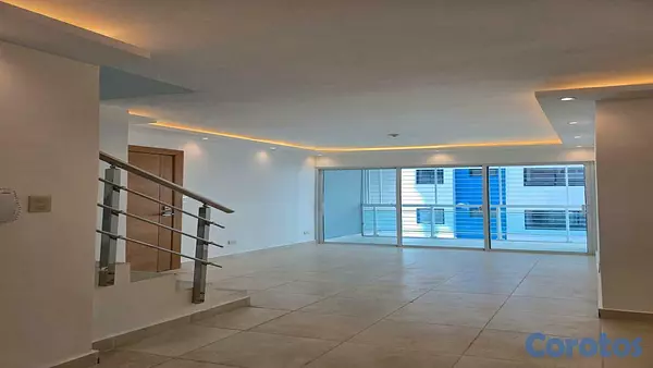 penthouses - PENTHOUSE EN ALQUILER EN EL CENTRO DE NACO. 1