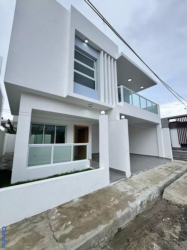 casas - venta de casa en la autopista de san isidro brisa oriental Santo Domingo este  4